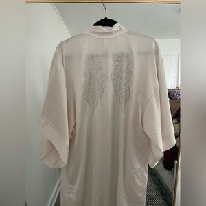 victoria’s secret fashion show angel robe